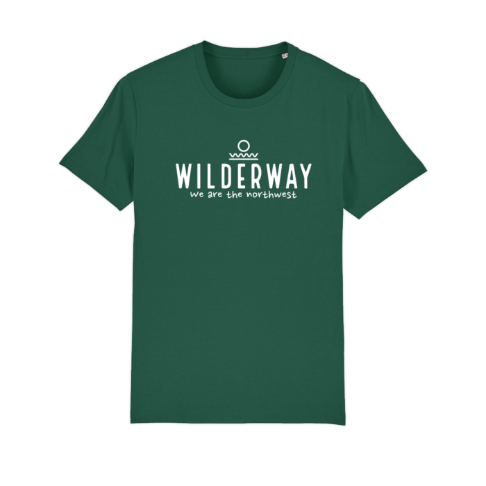 La camiseta wilderway verde basic está confeccionada con algodón orgánico