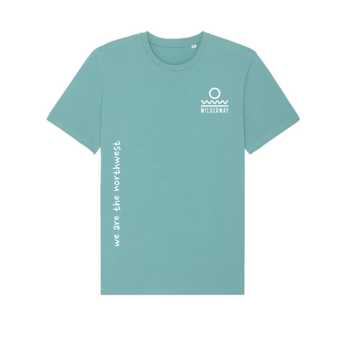 La camiseta wilderway azul océano es perfecta para ir a la playa