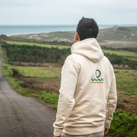 Embajador-wilderway-sudadera-beige-